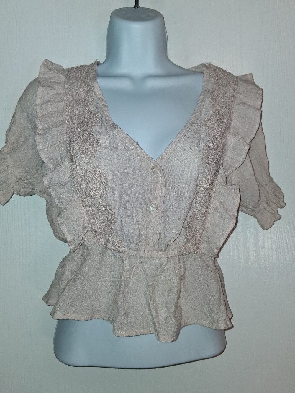 Love Tree Feminine Crop Blouse, Sz S